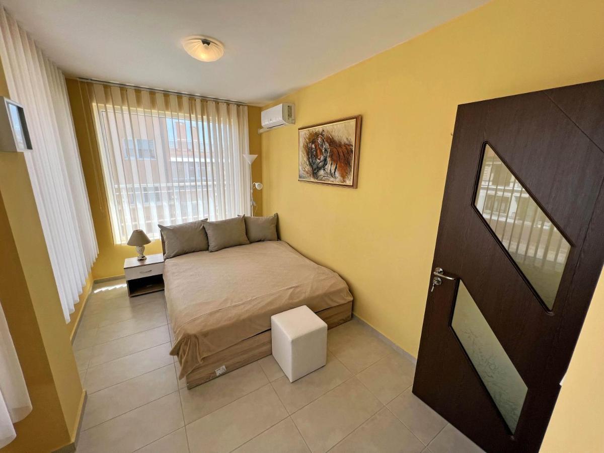 Valemar Apartments Pomorie Kültér fotó