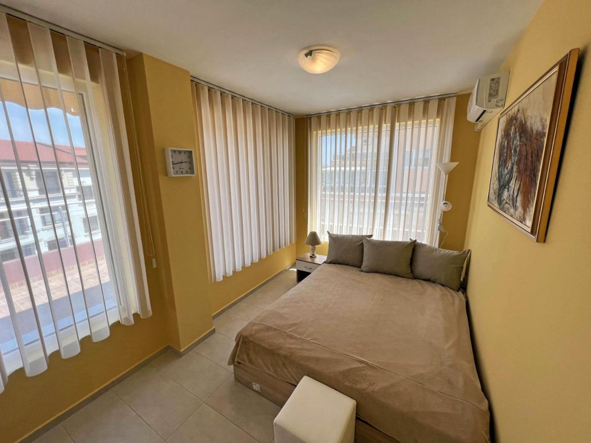 Valemar Apartments Pomorie Kültér fotó