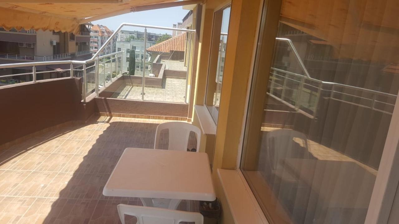 Valemar Apartments Pomorie Kültér fotó